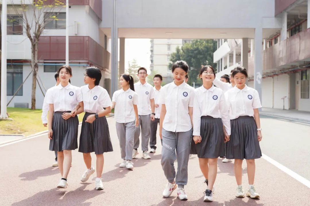 中考家长必看!香港博雅(东莞南城)三年制DSE班,学生升学“优选捷径”! 第38张 中考家长必看!香港博雅(东莞南城)三年制DSE班,学生升学“优选捷径”! 第38张