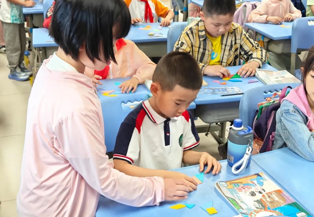 【艾幼动态】走进小学,玉艾携手,筑梦成长--科技城新区艾乐幼儿园参观小学记 第34张 【艾幼动态】走进小学,玉艾携手,筑梦成长--科技城新区艾乐幼儿园参观小学记 第34张