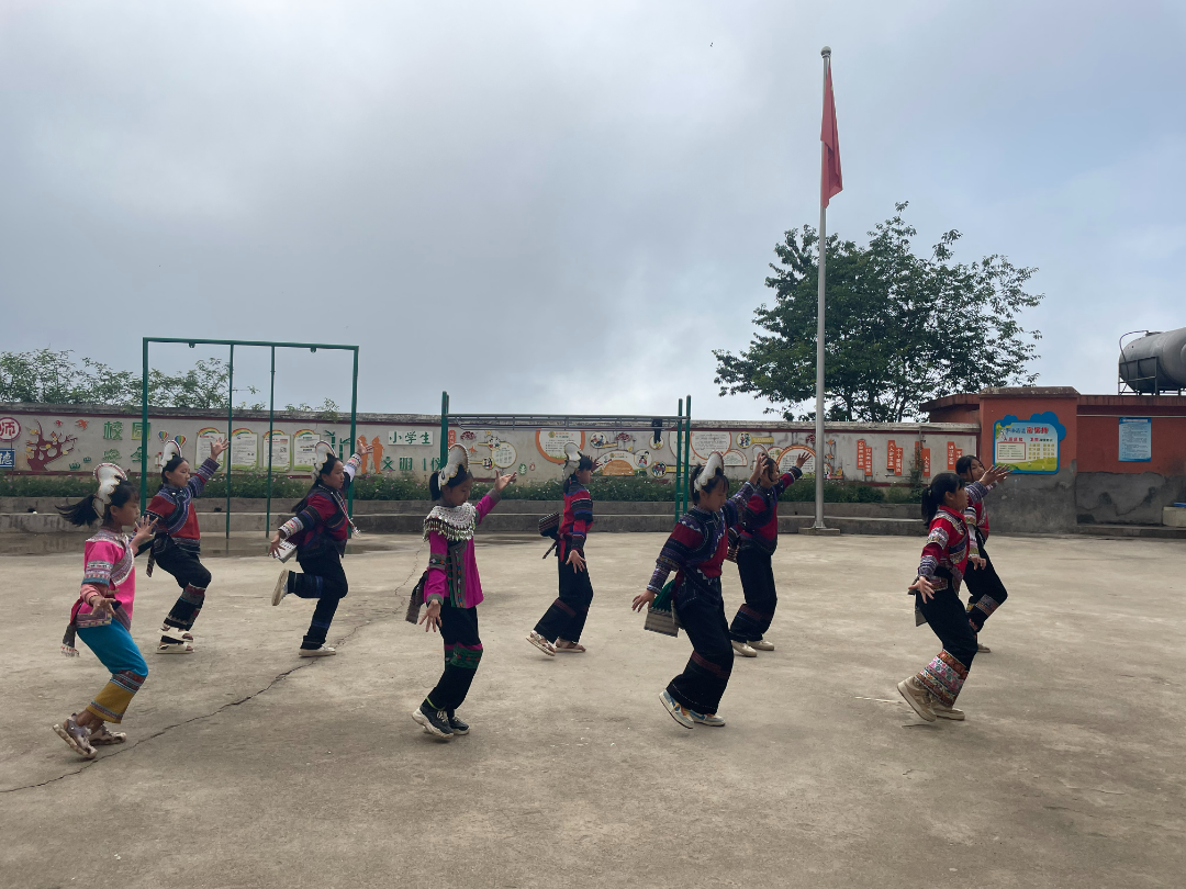 【“双减”加速度】洛恩乡机然小学:积极推进课后服务,开启多彩校园生活 第18张 【“双减”加速度】洛恩乡机然小学:积极推进课后服务,开启多彩校园生活 第18张