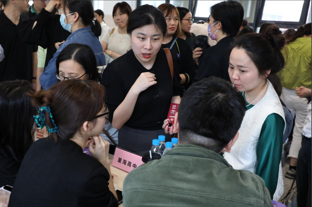 同心同向  决战中考——我校初三年级家长会暨家长开放日活动 第12张