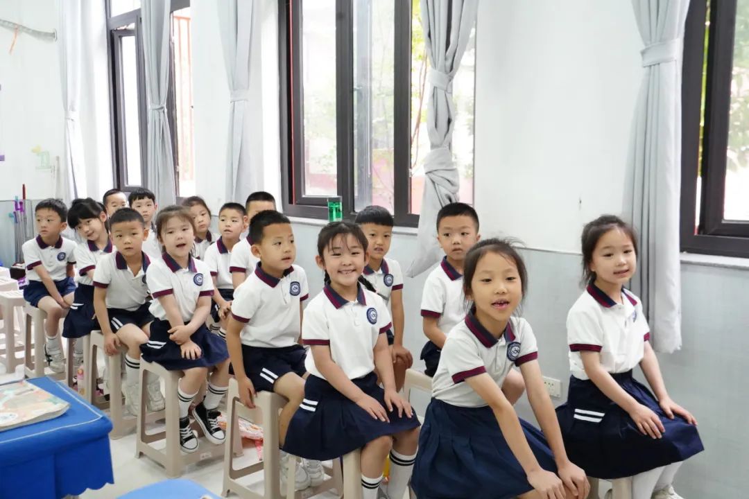 【滴宝园·幼小衔接】小学初体验 幼小零衔接 ——咸阳市秦都区育英名桥幼儿园大班幼小衔接活动 第25张 【滴宝园·幼小衔接】小学初体验 幼小零衔接 ——咸阳市秦都区育英名桥幼儿园大班幼小衔接活动 第25张