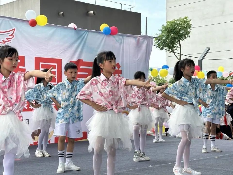 宝峰小学开展2024年庆六一活动 第15张 宝峰小学开展2024年庆六一活动 第15张