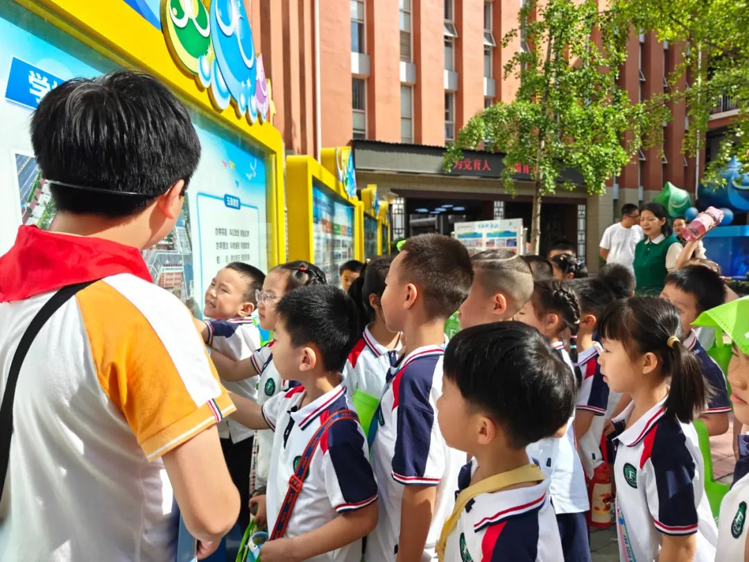 【艾幼动态】走进小学,玉艾携手,筑梦成长--科技城新区艾乐幼儿园参观小学记 第18张 【艾幼动态】走进小学,玉艾携手,筑梦成长--科技城新区艾乐幼儿园参观小学记 第18张