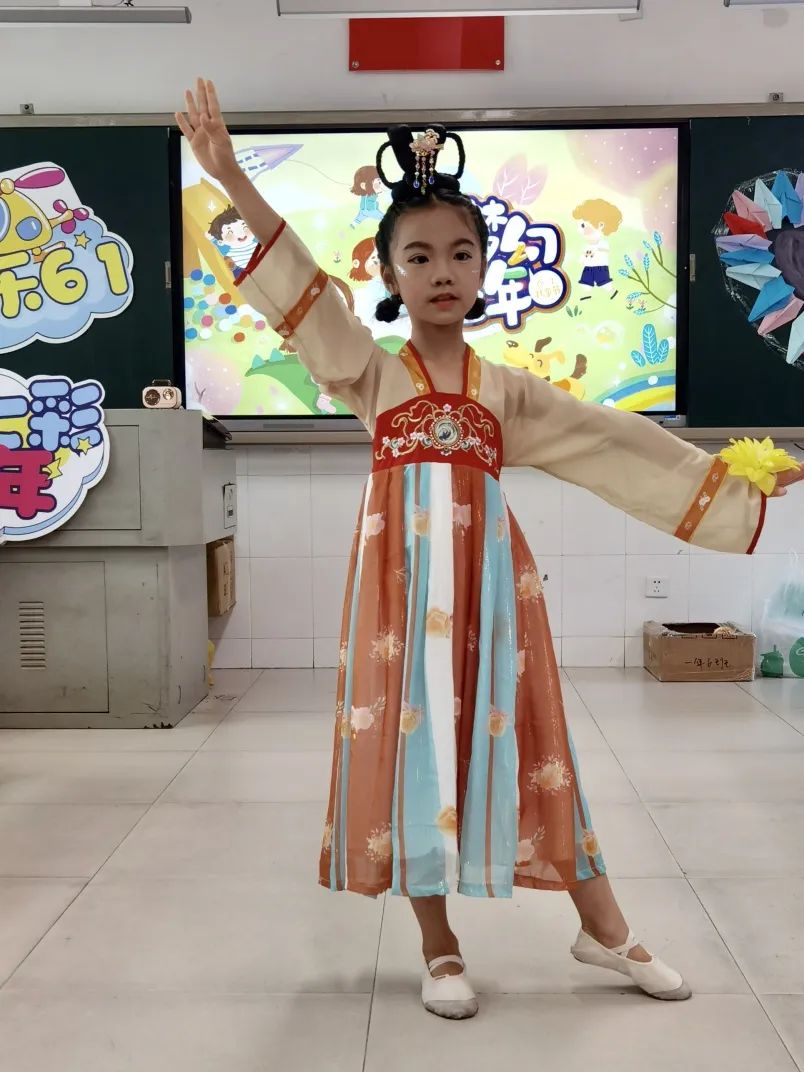 红领巾爱祖国——厦门市集美区灌口中心小学 2024年庆六一主题活动 第89张
