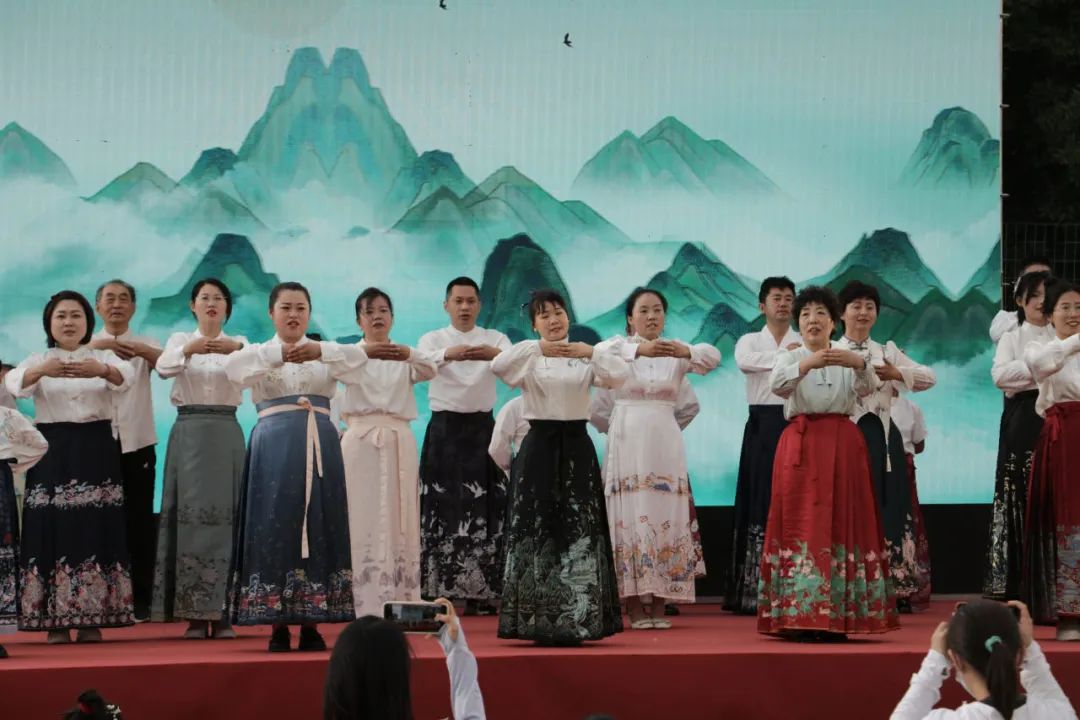 【六一特辑】红领巾爱祖国——大江路小学2024年庆六一主题队日暨校园艺术节 第17张 【六一特辑】红领巾爱祖国——大江路小学2024年庆六一主题队日暨校园艺术节 第17张