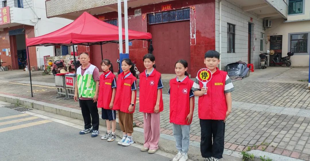 文明交通 你我同行——武阳小学开展新时代文明实践文明交通劝导志愿活动 第4张 文明交通 你我同行——武阳小学开展新时代文明实践文明交通劝导志愿活动 第4张