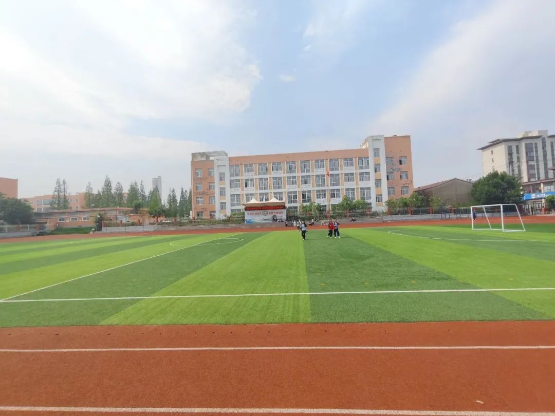 初探小学,礼遇成长---临沭县青云镇中心幼儿园幼小衔接参观小学活动 第38张