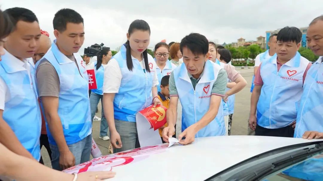 @兴国高考学子,52辆“高考爱心直通车”准备就绪! 第2张 @兴国高考学子,52辆“高考爱心直通车”准备就绪! 第2张