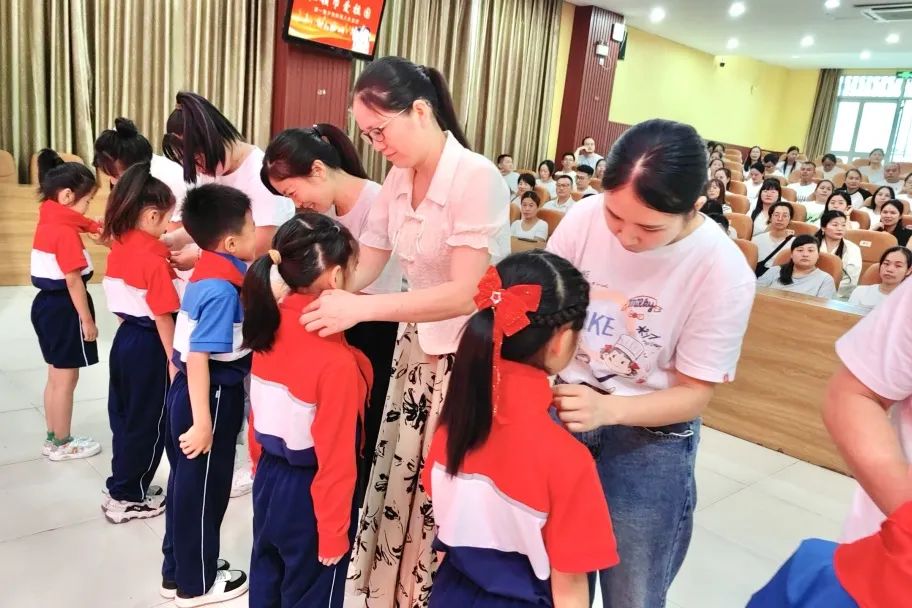 红领巾爱祖国——厦门市集美区灌口中心小学 2024年庆六一主题活动 第21张