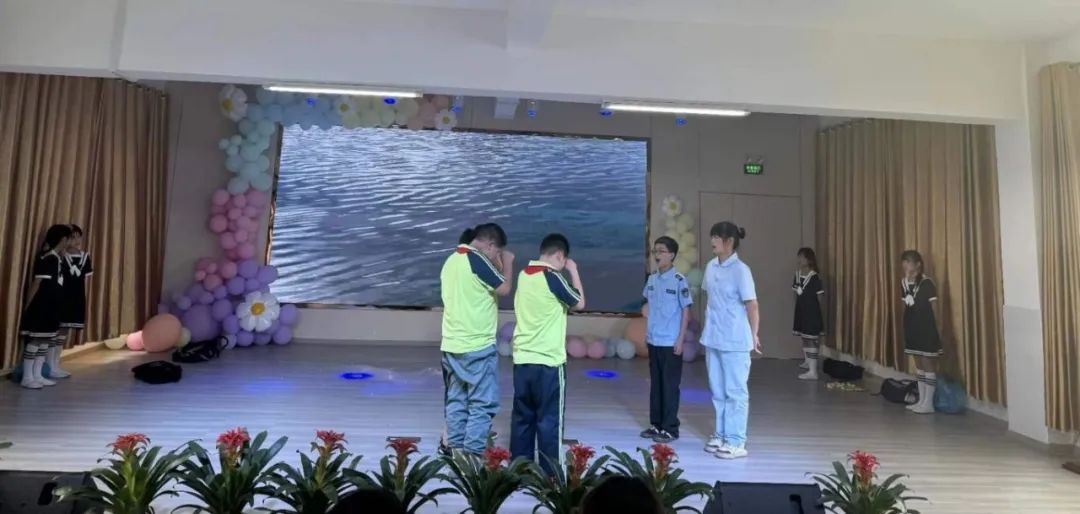 舞动童梦 向阳而行——南新乡中心小学“六一”暨教育“双减”成果展示文艺汇演 第15张