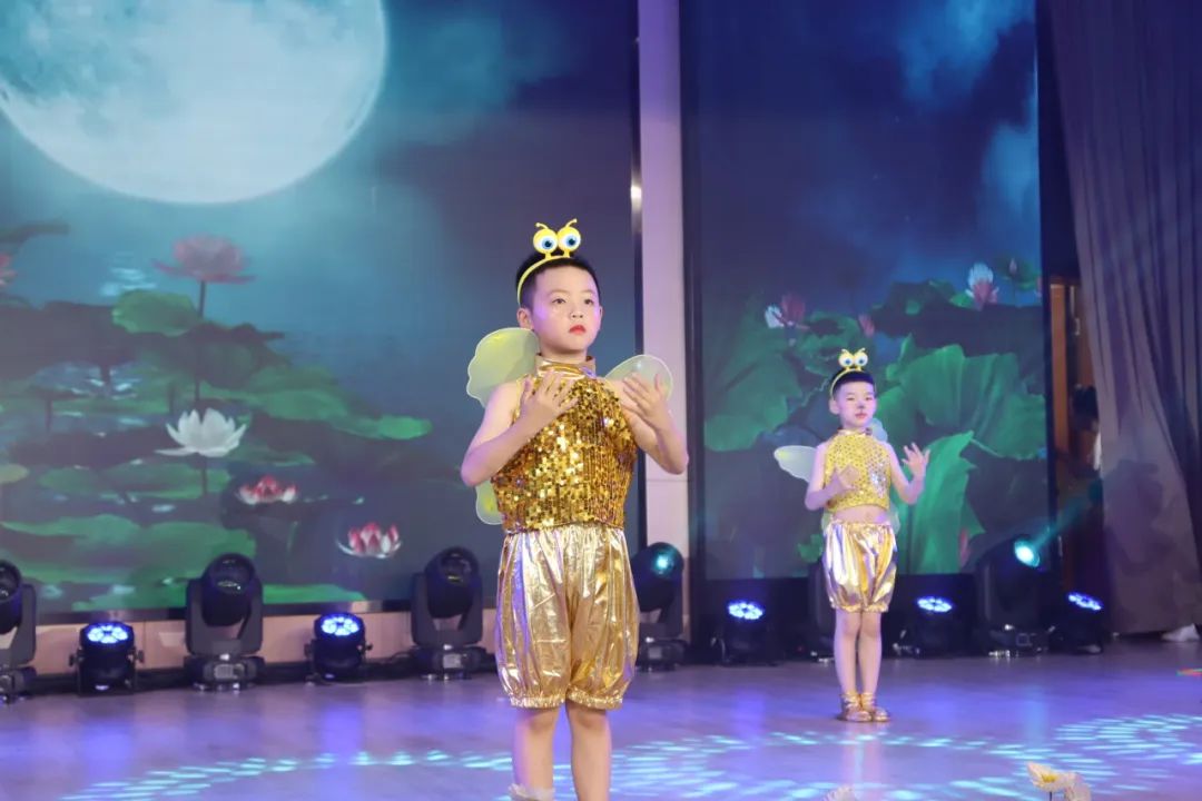 眼有星辰 心有童真 | 滨海实验小学2023级8班六一活动 第64张