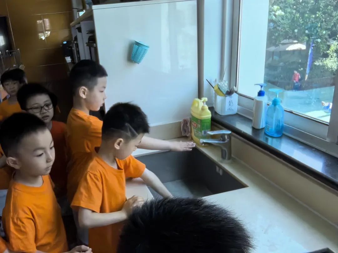 跟小学 说 “ 你好 ” ——海贝儿大班参观小学活动 第31张 跟小学 说 “ 你好 ” ——海贝儿大班参观小学活动 第31张
