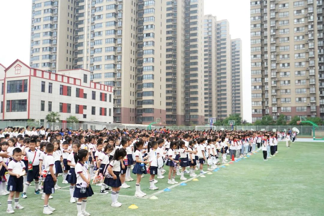 【滴宝园·幼小衔接】小学初体验 幼小零衔接 ——咸阳市秦都区育英名桥幼儿园大班幼小衔接活动 第39张 【滴宝园·幼小衔接】小学初体验 幼小零衔接 ——咸阳市秦都区育英名桥幼儿园大班幼小衔接活动 第39张