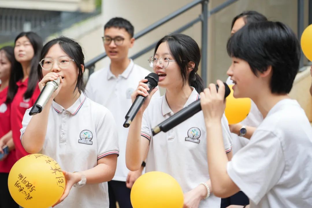 微笑迎考,逐梦未来——颐华学校举行中高考减压祝福活动 第25张