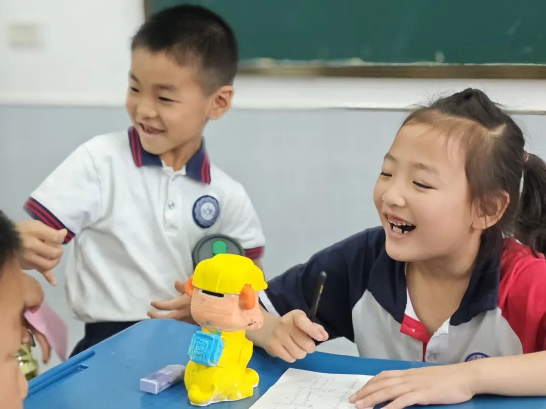【滴宝园·幼小衔接】小学初体验 幼小零衔接 ——咸阳市秦都区育英名桥幼儿园大班幼小衔接活动 第58张 【滴宝园·幼小衔接】小学初体验 幼小零衔接 ——咸阳市秦都区育英名桥幼儿园大班幼小衔接活动 第58张