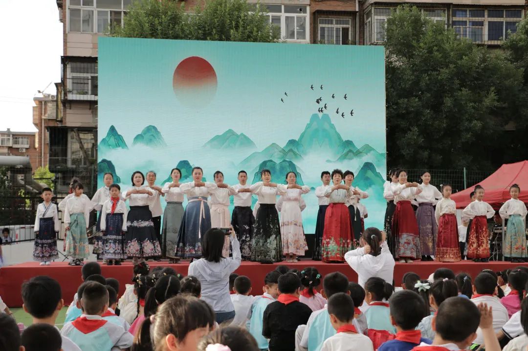 【六一特辑】红领巾爱祖国——大江路小学2024年庆六一主题队日暨校园艺术节 第16张 【六一特辑】红领巾爱祖国——大江路小学2024年庆六一主题队日暨校园艺术节 第16张