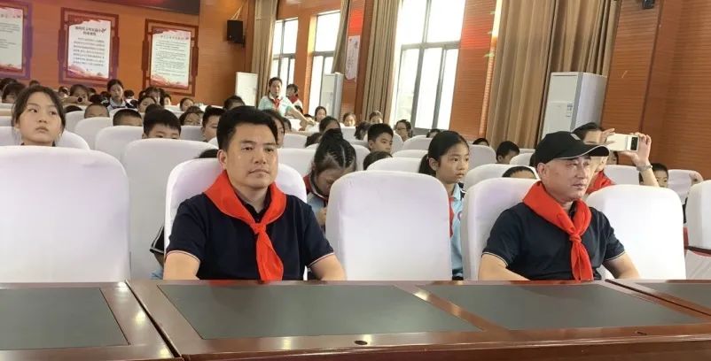 红领巾爱祖国——武阳镇中心小学举行一年级第一批新队员入队仪式 第5张