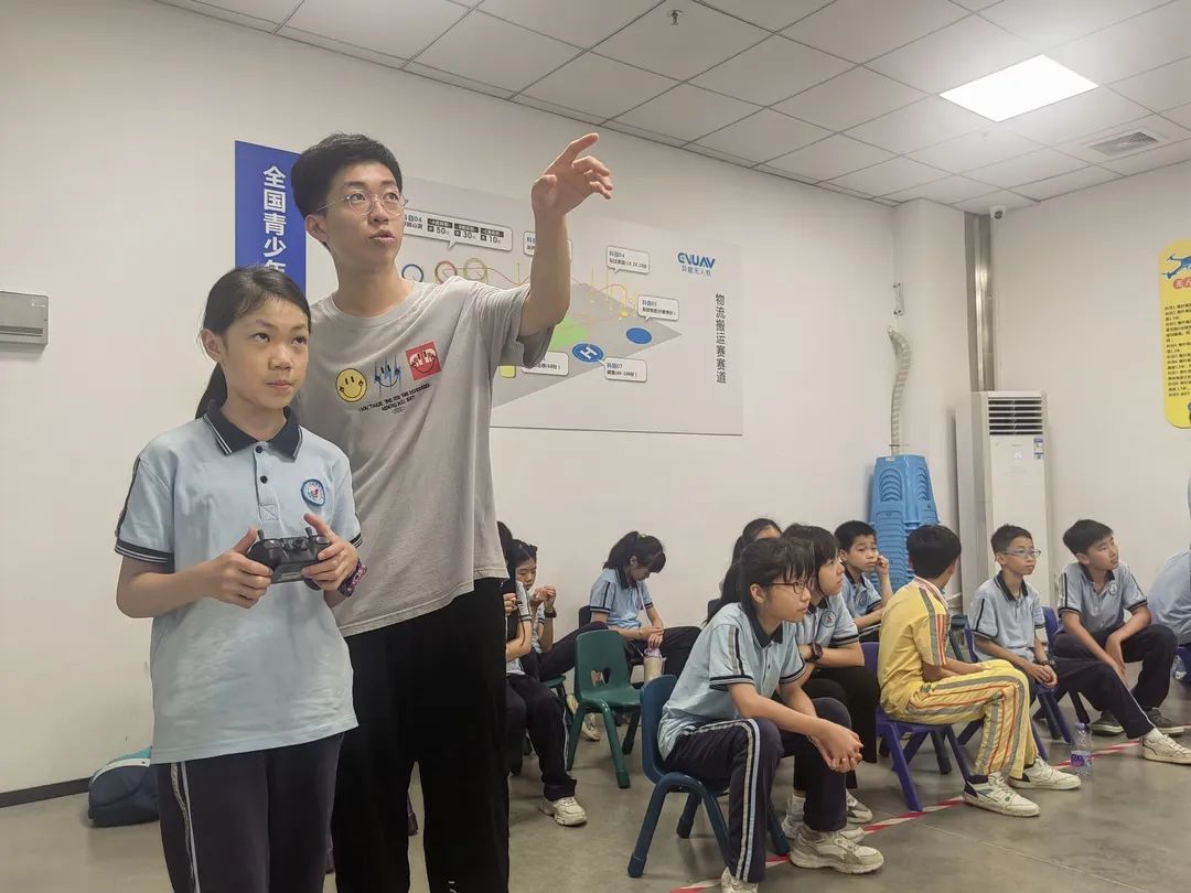 【研学】东莞市东城小学学生与异能无人机科普教育基地六一“异”起飞 第18张