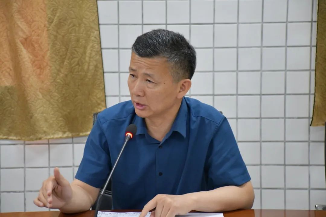 高考季│周密部署 安全送考——合肥七中紫蓬分校举行2024年高考送考工作会暨高考诚信和安全教育会议 第5张 高考季│周密部署 安全送考——合肥七中紫蓬分校举行2024年高考送考工作会暨高考诚信和安全教育会议 第5张