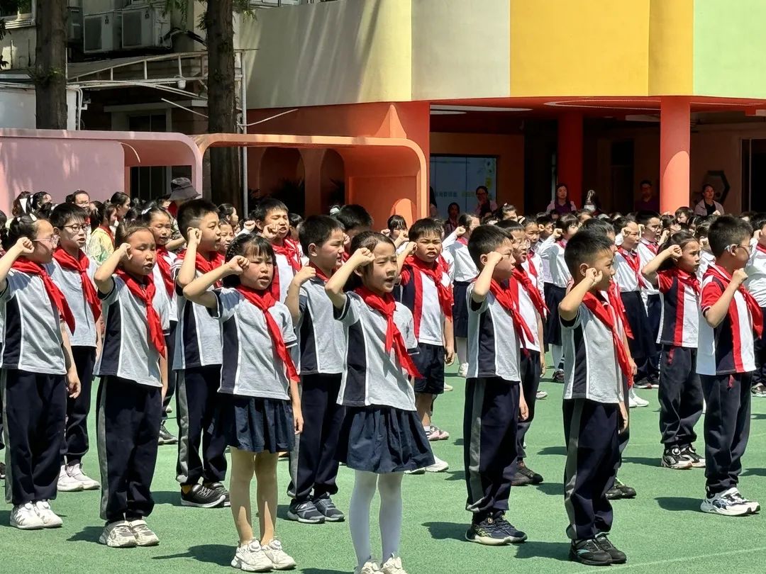 跟小学 说 “ 你好 ” ——海贝儿大班参观小学活动 第41张 跟小学 说 “ 你好 ” ——海贝儿大班参观小学活动 第41张