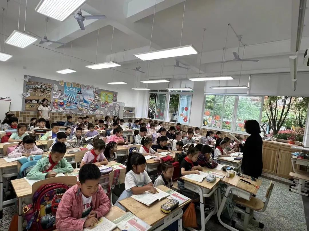 初探小学,礼遇成长 第52张 初探小学,礼遇成长 第52张