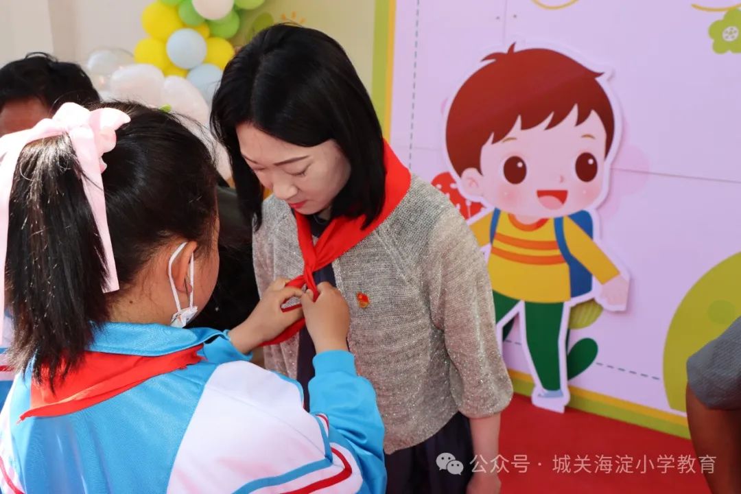 城关区海淀小学隆重举行六一国际儿童节庆祝活动——愿孩子们眼中有神、心中有光,健康成长、节日快乐 第10张