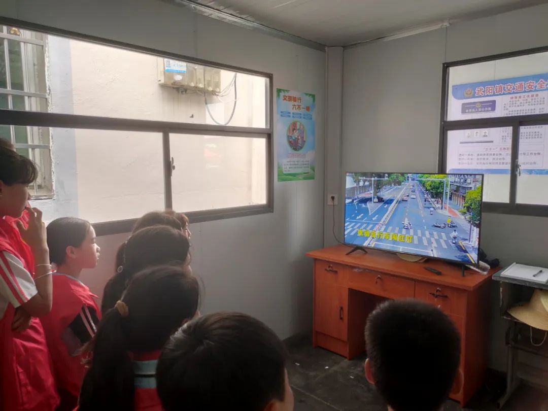 文明交通 你我同行——武阳小学开展新时代文明实践文明交通劝导志愿活动 第8张 文明交通 你我同行——武阳小学开展新时代文明实践文明交通劝导志愿活动 第8张