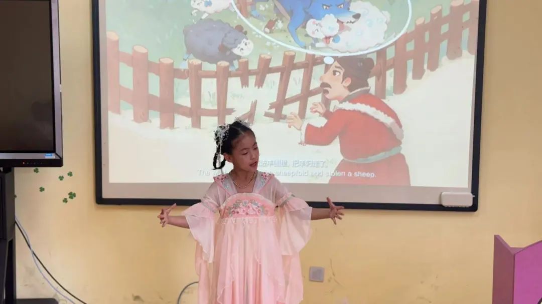 久隆小学开展"用英语讲好中国传统文化故事"趣味英语活动 第6张 久隆小学开展"用英语讲好中国传统文化故事"趣味英语活动 第6张