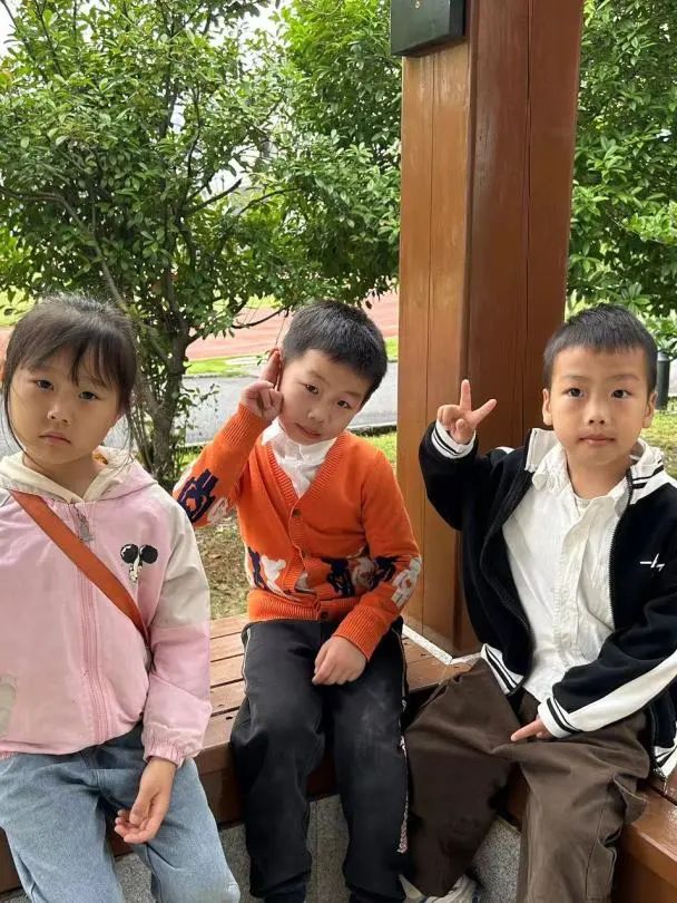 【党建+课程】初探小学,拥抱成长——上饶市信州区东都花园幼儿园参观小学活动 第78张 【党建+课程】初探小学,拥抱成长——上饶市信州区东都花园幼儿园参观小学活动 第78张
