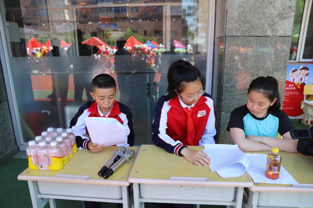 【第二实验小学·第二届体育艺术节】“体育强健体魄 艺术升华人生” 第二实验小学第二届体育艺术节 第25张 【第二实验小学·第二届体育艺术节】“体育强健体魄 艺术升华人生” 第二实验小学第二届体育艺术节 第25张