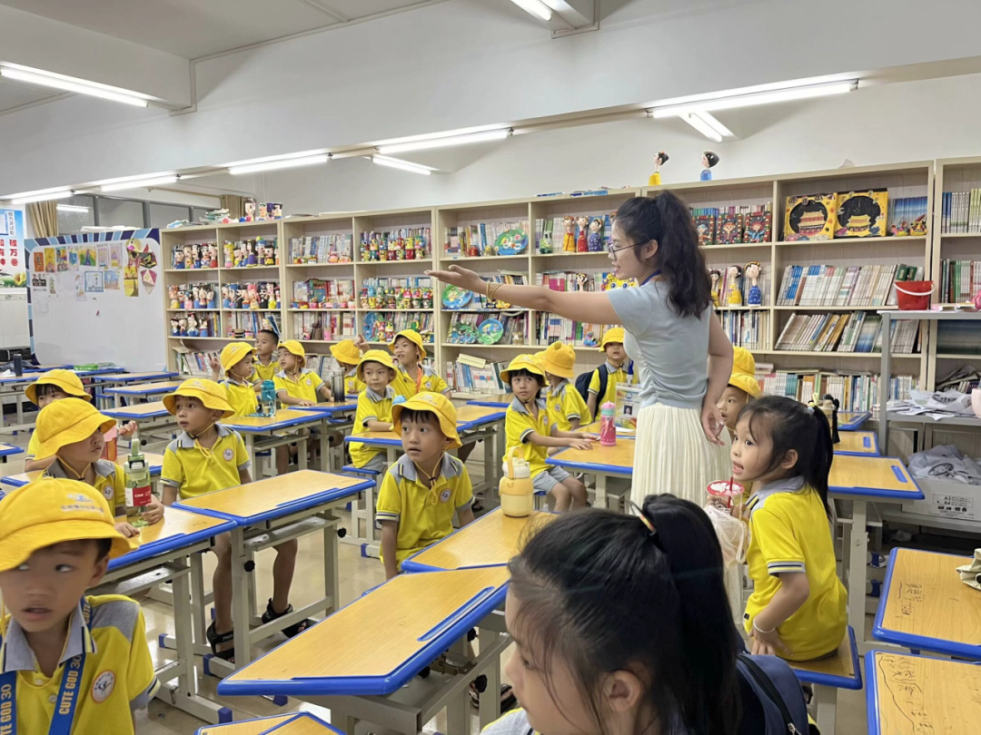 一场与小学的亲密对话——琼海市长坡镇中心幼儿园幼小衔接活动之参观小学 第56张 一场与小学的亲密对话——琼海市长坡镇中心幼儿园幼小衔接活动之参观小学 第56张