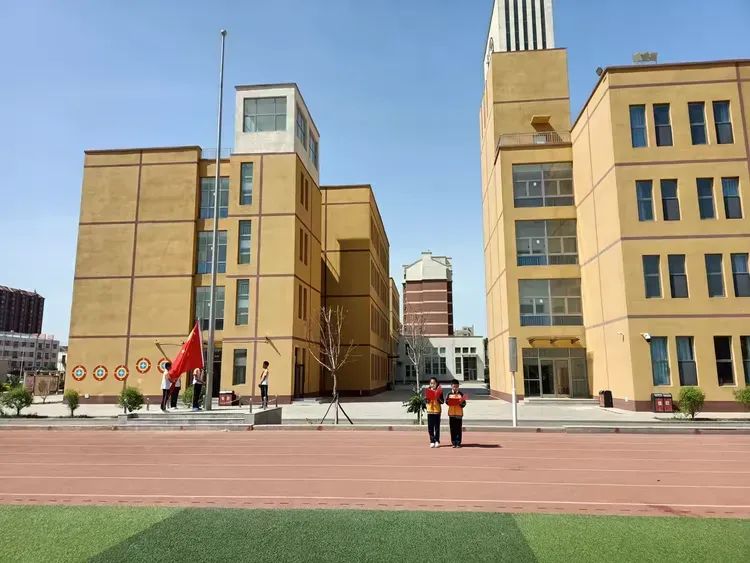 端午情浓 粽子寄思——锡林浩特市第十二小学端午节主题升旗仪式 第10张 端午情浓 粽子寄思——锡林浩特市第十二小学端午节主题升旗仪式 第10张