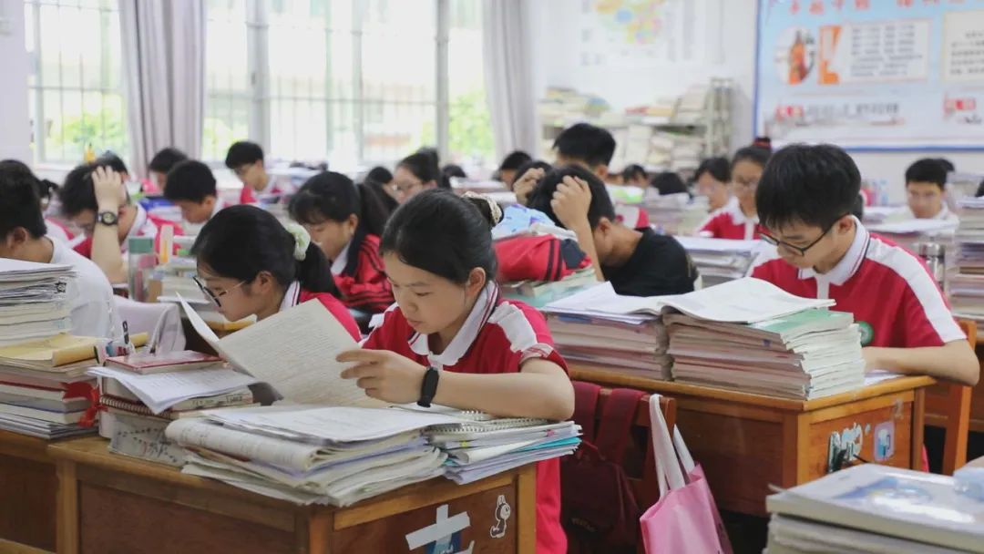 高考倒计时!环高考生复习阶段情况→ 第10张