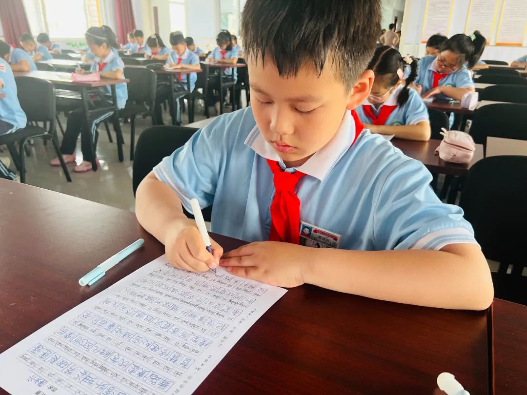 书规范汉字 写精彩人生——北镇街道小学规范字书写大赛 第19张 书规范汉字 写精彩人生——北镇街道小学规范字书写大赛 第19张