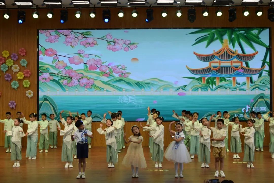 红军小学 | 延安黄龙瓦子街战役红军小学2024年“童心向党庆六一 延安精神代代传”表彰大会暨文艺汇演 第58张