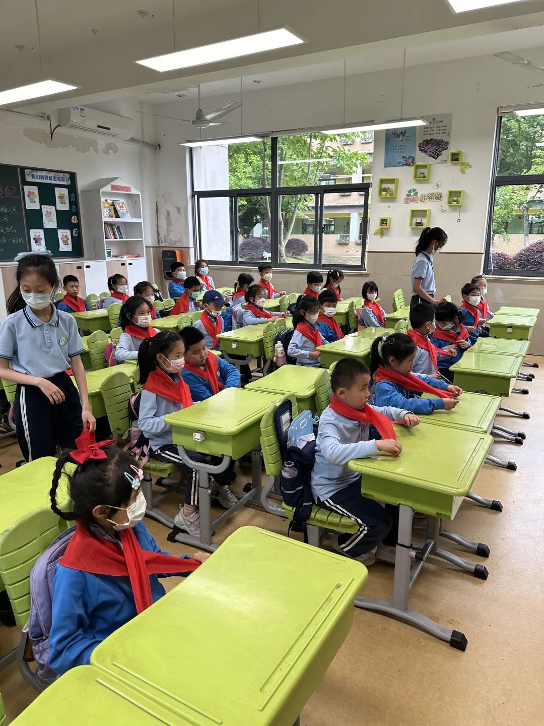入队仪式丨2024年度闵行区虹桥中心小学少先队入队仪式 第13张 入队仪式丨2024年度闵行区虹桥中心小学少先队入队仪式 第13张