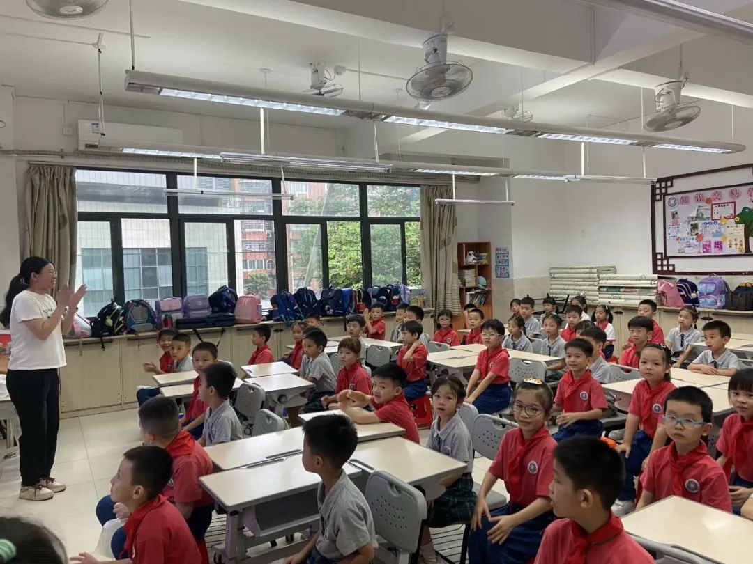 小学之初印象——华南师范大学幼教实验基地·新世界凯粤湾实验幼儿园大班级参观小学 第29张 小学之初印象——华南师范大学幼教实验基地·新世界凯粤湾实验幼儿园大班级参观小学 第29张