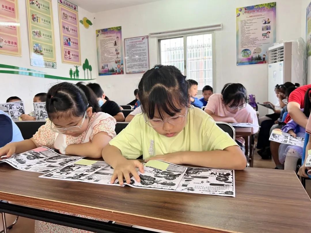 趣读漫画,玩转实验——记汀溪中心小学市级课题《“伴随式评价”推进农村小学全阅读课程建设研究》“儿童悦读进社区”第六期活动 第12张