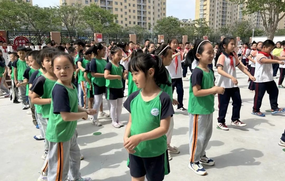 【幼小衔接2024(四)】你好·小学——潍水幼儿园大班级部幼儿到三台小学参观! 第39张 【幼小衔接2024(四)】你好·小学——潍水幼儿园大班级部幼儿到三台小学参观! 第39张
