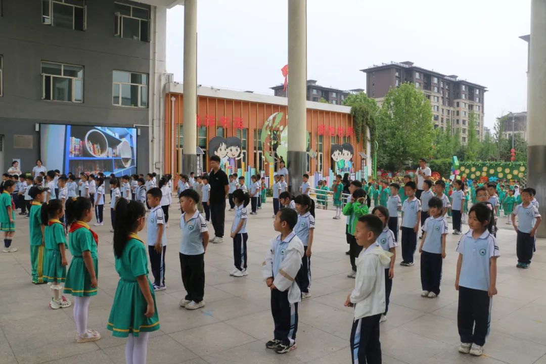 礼遇小学 筑梦成长——丰润区迎宾路幼儿园参观小学活动 第43张 礼遇小学 筑梦成长——丰润区迎宾路幼儿园参观小学活动 第43张