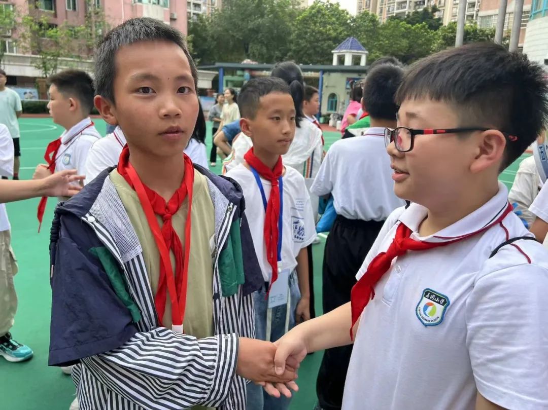 湖南省凤凰县阿拉石化小学“优才生”赴荔园小学跟班研学 第17张 湖南省凤凰县阿拉石化小学“优才生”赴荔园小学跟班研学 第17张