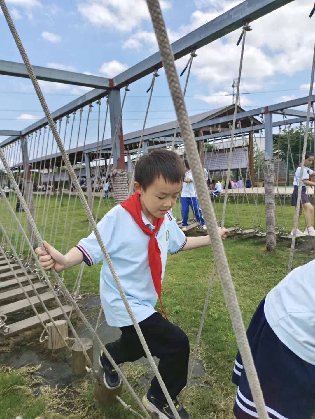 花园小学“国歌嘹亮 耕读童年”——庆六一•红领巾爱祖国研学实践活动 第90张 花园小学“国歌嘹亮 耕读童年”——庆六一•红领巾爱祖国研学实践活动 第90张