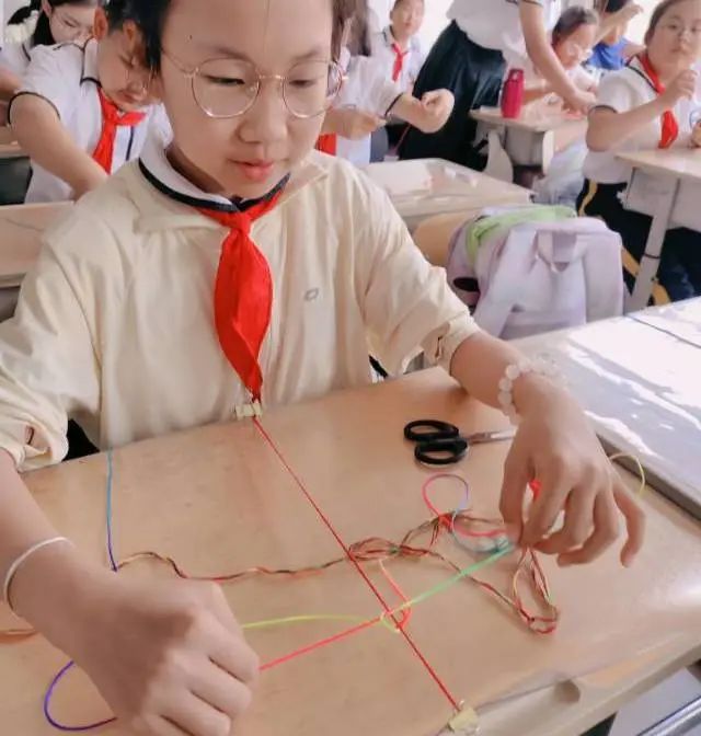 粽叶飘香迎端午 传统文化润童心--湾里小学端午节实践活动 第88张 粽叶飘香迎端午 传统文化润童心--湾里小学端午节实践活动 第88张