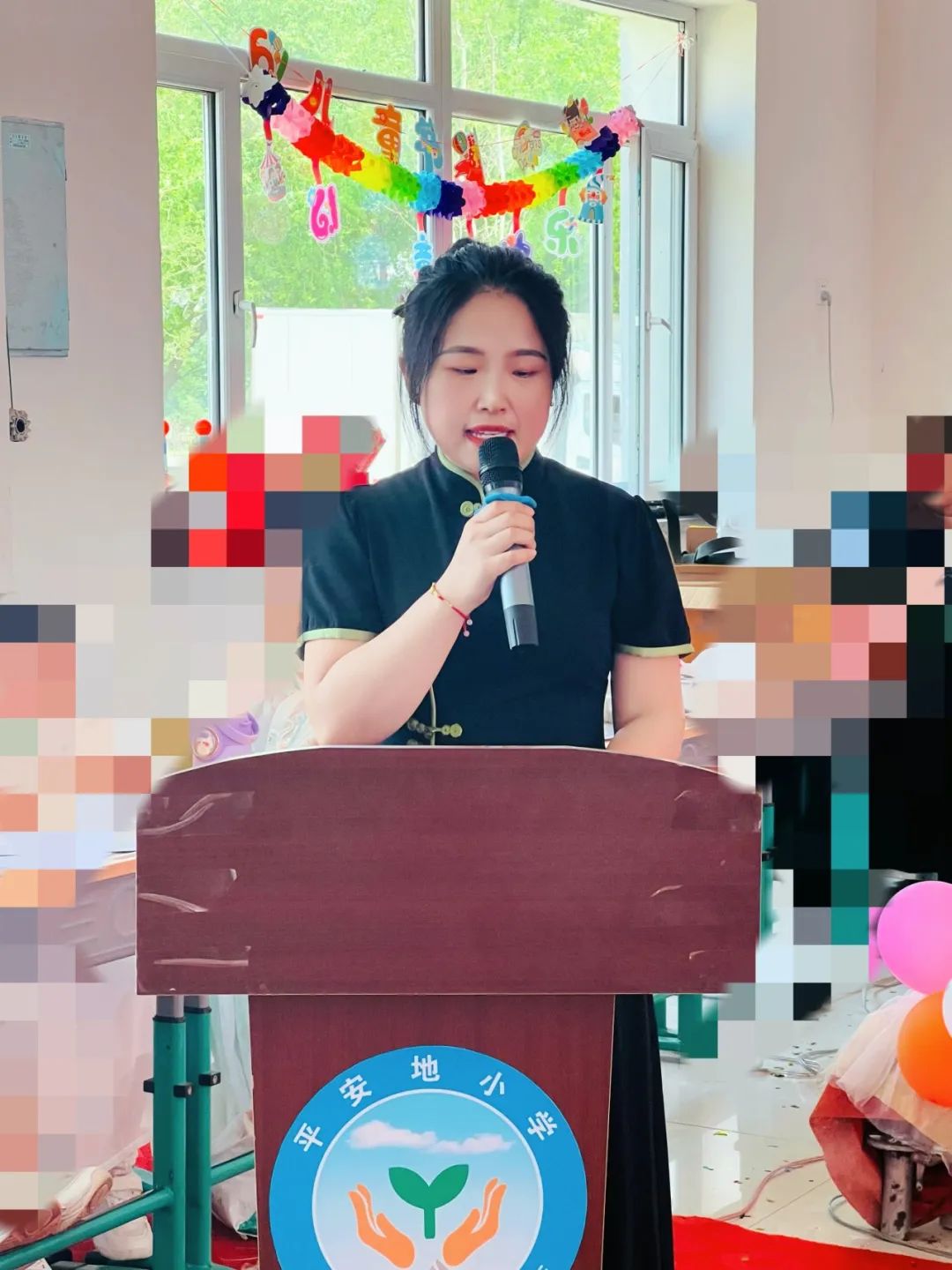 平安地小学“诵千年经典 品中华诗韵”古诗词诵读暨庆六一校园文化艺术节. 第4张 平安地小学“诵千年经典 品中华诗韵”古诗词诵读暨庆六一校园文化艺术节. 第4张
