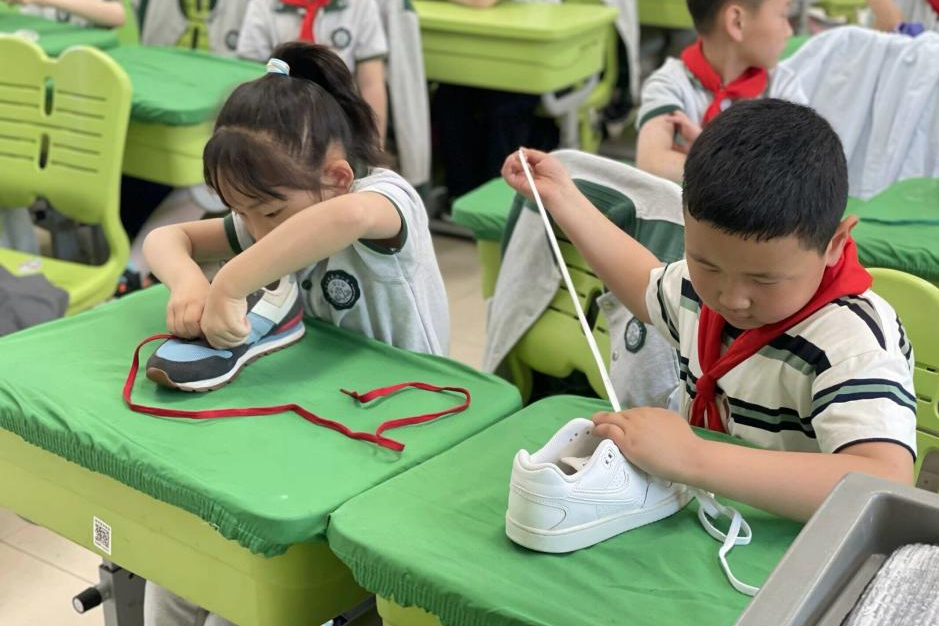 【齐小·活动】南京市齐武路小学第三届生活小达人劳动技能大赛圆满落幕! 第18张 【齐小·活动】南京市齐武路小学第三届生活小达人劳动技能大赛圆满落幕! 第18张