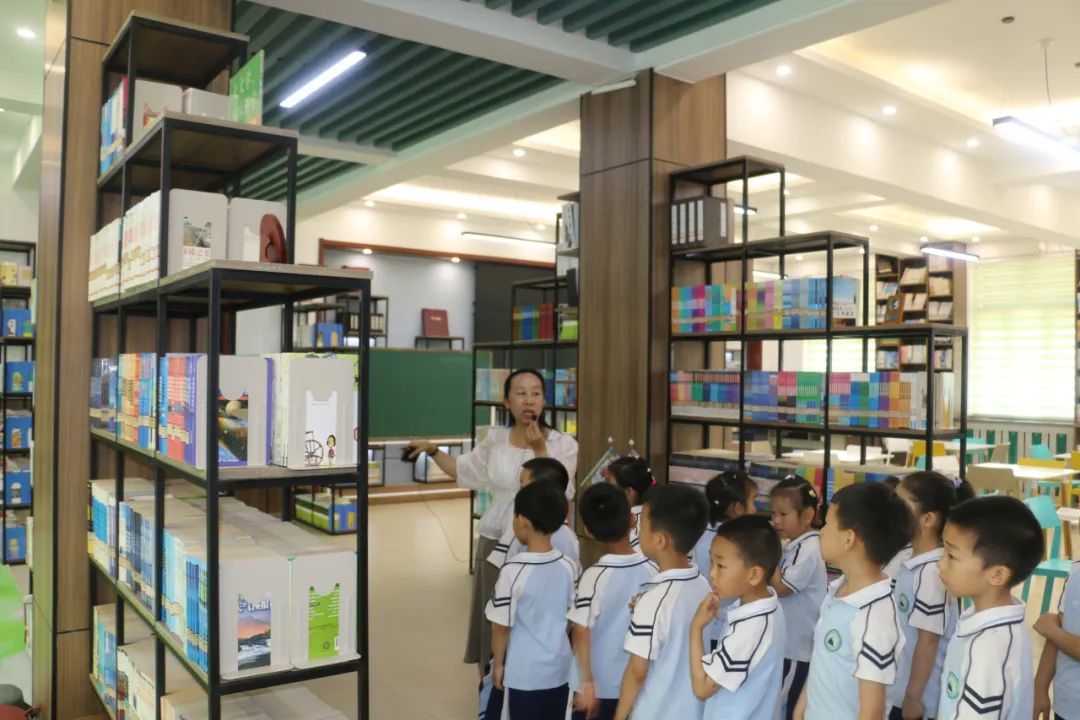 礼遇小学 筑梦成长——丰润区迎宾路幼儿园参观小学活动 第24张 礼遇小学 筑梦成长——丰润区迎宾路幼儿园参观小学活动 第24张