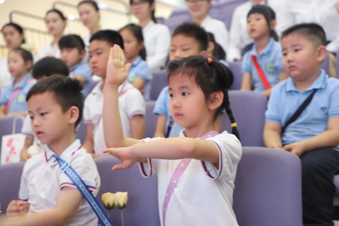 【幼小衔接】小学长啥样?我想去看看——济南市经五路幼儿园幼小衔接系列活动之走进小学 第44张 【幼小衔接】小学长啥样?我想去看看——济南市经五路幼儿园幼小衔接系列活动之走进小学 第44张