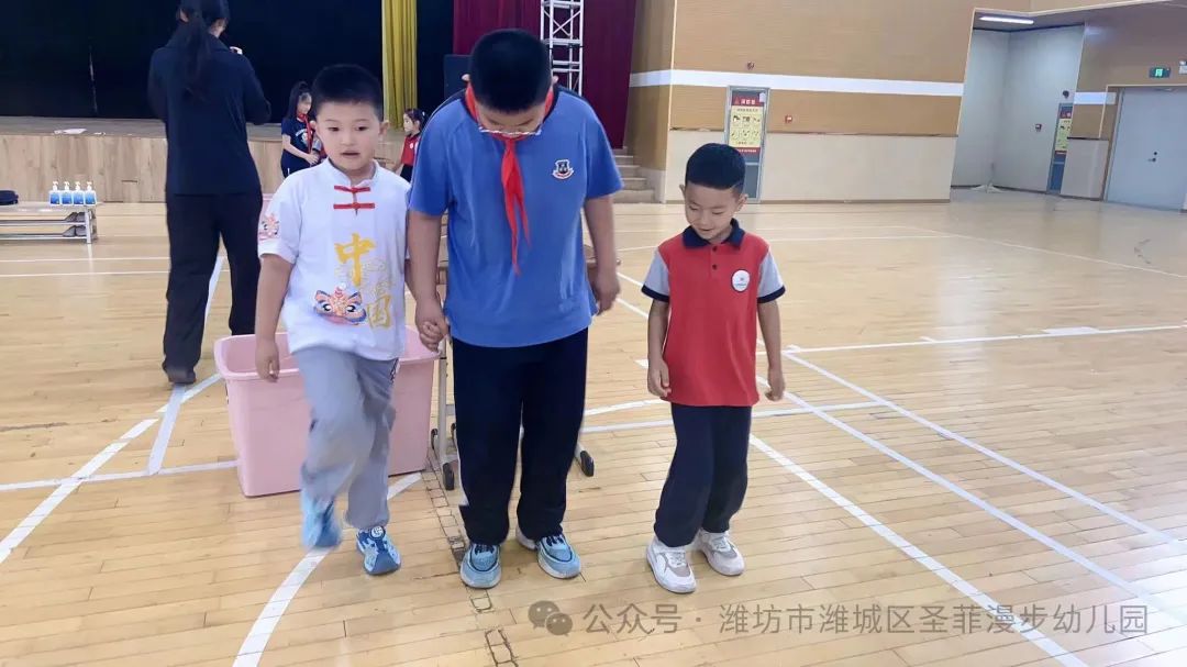 【参观小学初体验 幼小衔接零距离】~圣菲漫步幼儿园大班幼儿走进小学活动 第17张 【参观小学初体验 幼小衔接零距离】~圣菲漫步幼儿园大班幼儿走进小学活动 第17张