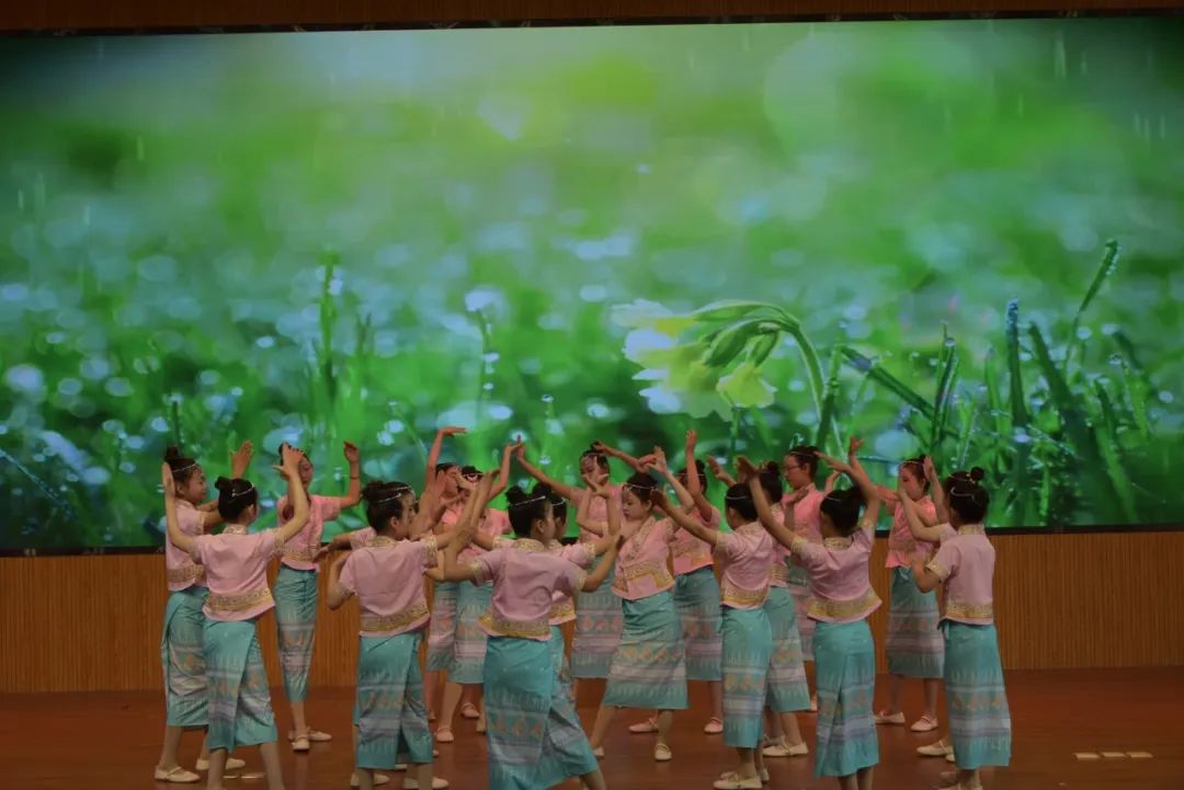 红军小学 | 延安黄龙瓦子街战役红军小学2024年“童心向党庆六一 延安精神代代传”表彰大会暨文艺汇演 第35张