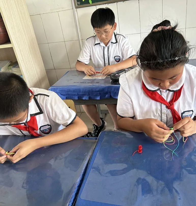 粽叶飘香迎端午 传统文化润童心--湾里小学端午节实践活动 第96张 粽叶飘香迎端午 传统文化润童心--湾里小学端午节实践活动 第96张